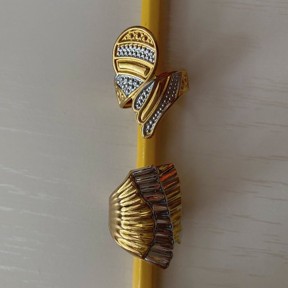 Silver/Gold Tone rings (2 items)